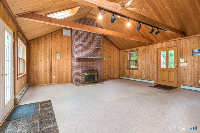 102 Drown Road, Pomfret, CT 06259
