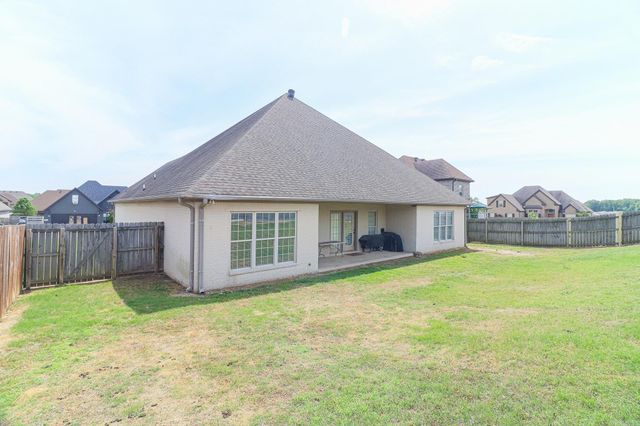 2405 Granite Pointe, Jonesboro, AR 72404