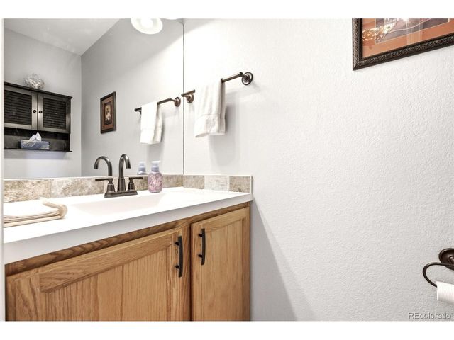 7480 W Coal Mine Ave C, Littleton, CO 80123