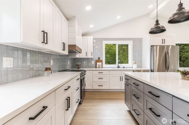 24204 23rd Avenue W, Bothell, WA 98021