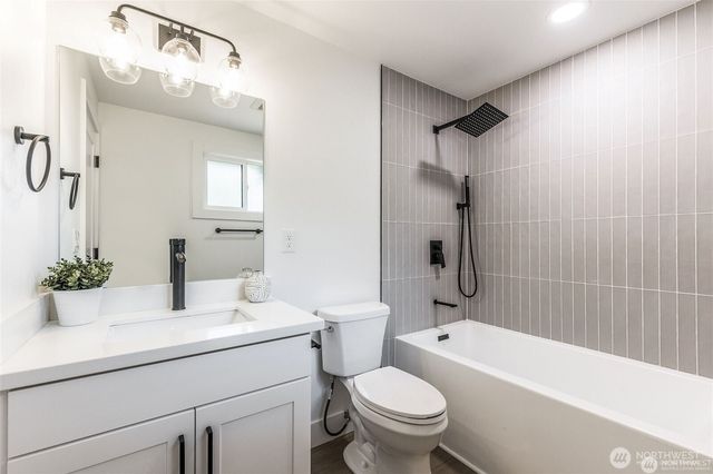 24204 23rd Avenue W, Bothell, WA 98021