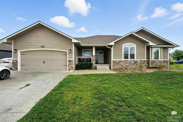 8781 S Kelliann Way, Manhattan, KS 66502