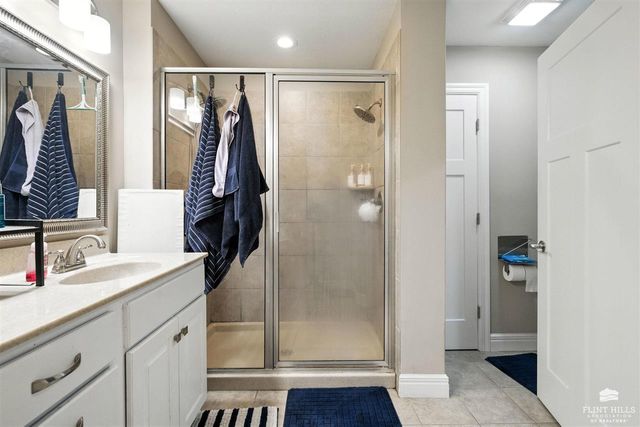 8781 S Kelliann Way, Manhattan, KS 66502