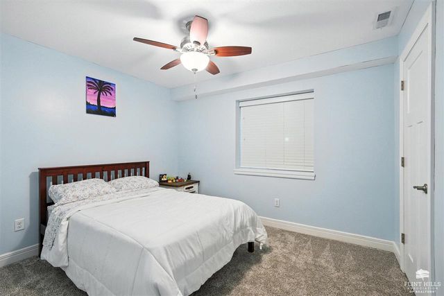 8781 S Kelliann Way, Manhattan, KS 66502