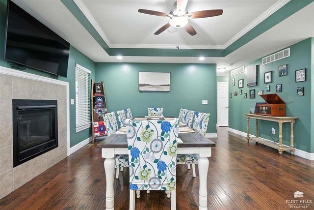 8781 S Kelliann Way, Manhattan, KS 66502