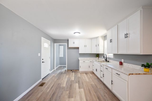 120 Glover St, Atwood, TN 38220