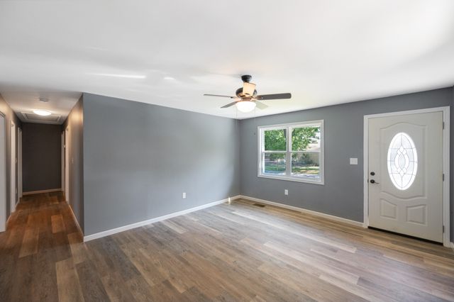 120 Glover St, Atwood, TN 38220