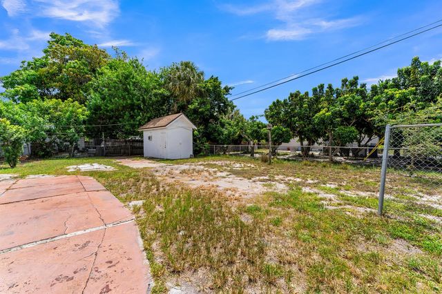 1712 NE 50TH Court, Pompano Beach, FL 33064
