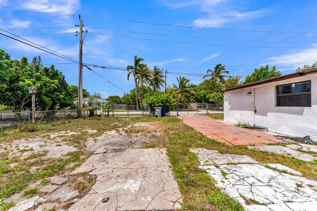 1712 NE 50TH Court, Pompano Beach, FL 33064