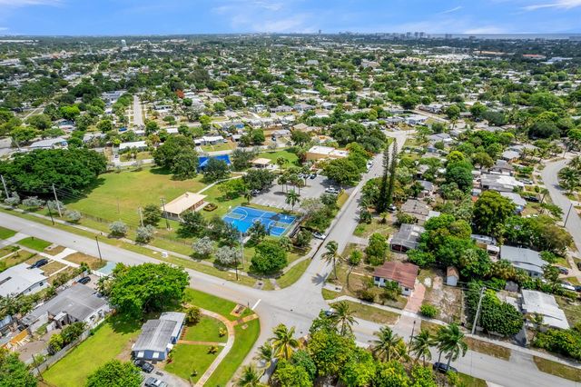 1712 NE 50TH Court, Pompano Beach, FL 33064
