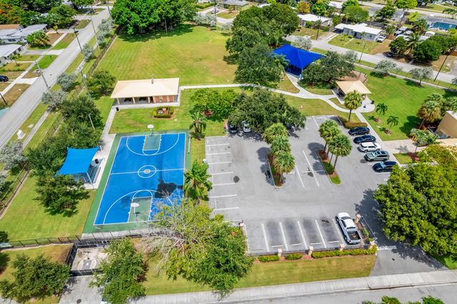 1712 NE 50TH Court, Pompano Beach, FL 33064