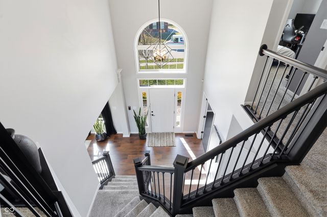 5685 Sunnyvalle Drive, Bargersville, IN 46106