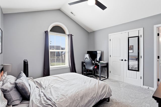 5685 Sunnyvalle Drive, Bargersville, IN 46106