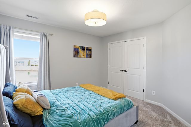 5685 Sunnyvalle Drive, Bargersville, IN 46106