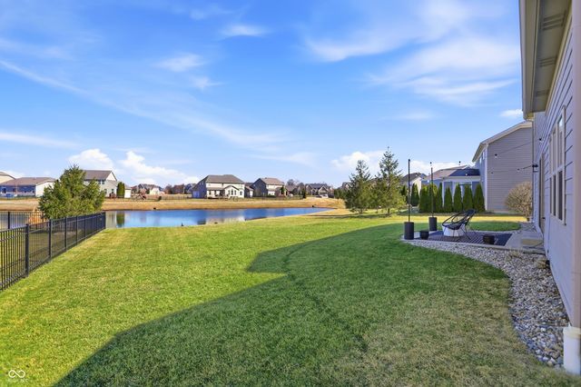 5685 Sunnyvalle Drive, Bargersville, IN 46106