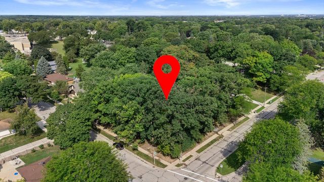 5945 S 20th STREET, Milwaukee, WI 53221
