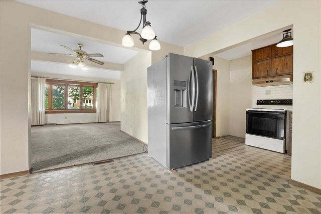 5945 S 20th STREET, Milwaukee, WI 53221