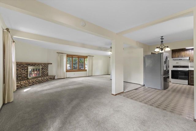 5945 S 20th STREET, Milwaukee, WI 53221