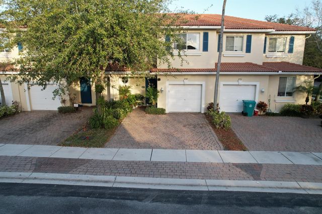 2789 S Evergreen Circle, Boynton Beach, FL 33426