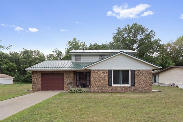 1921 Welnetz Road, Trail Creek, IN 46360