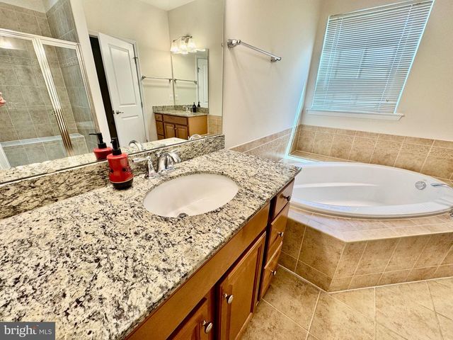 22342 HERON NECK TER, Clarksburg, MD 20871