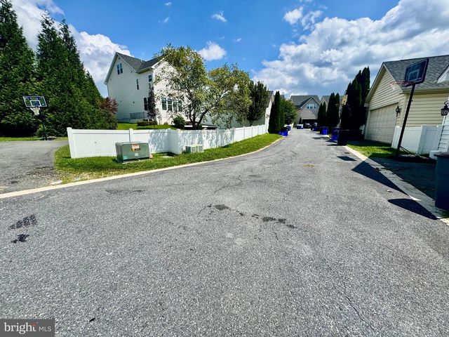 22342 HERON NECK TER, Clarksburg, MD 20871