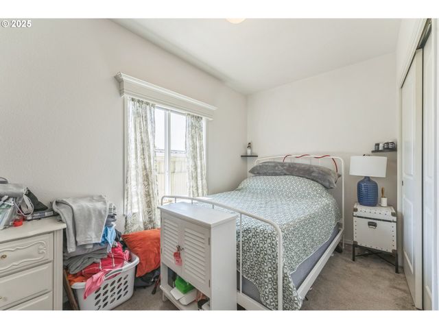 1999 JANSEN Way 29, Woodburn, OR 97071