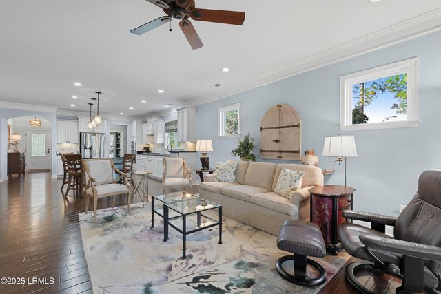 906 Knollwood Court, Okatie, SC 29909