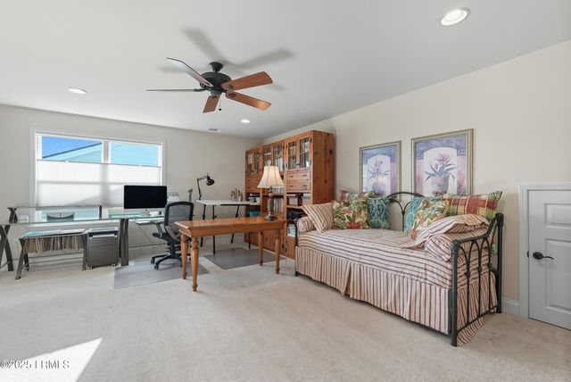 906 Knollwood Court, Okatie, SC 29909