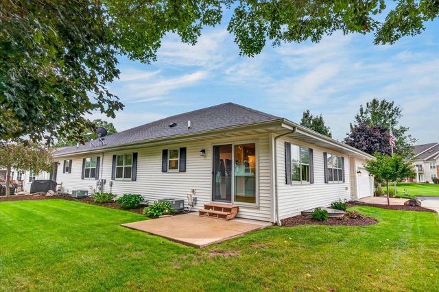 342 Blackberry Lane, Deforest, WI 53532