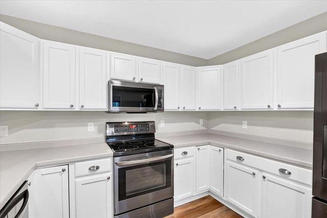 342 Blackberry Lane, Deforest, WI 53532