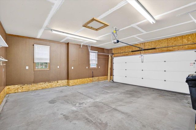 342 Blackberry Lane, Deforest, WI 53532