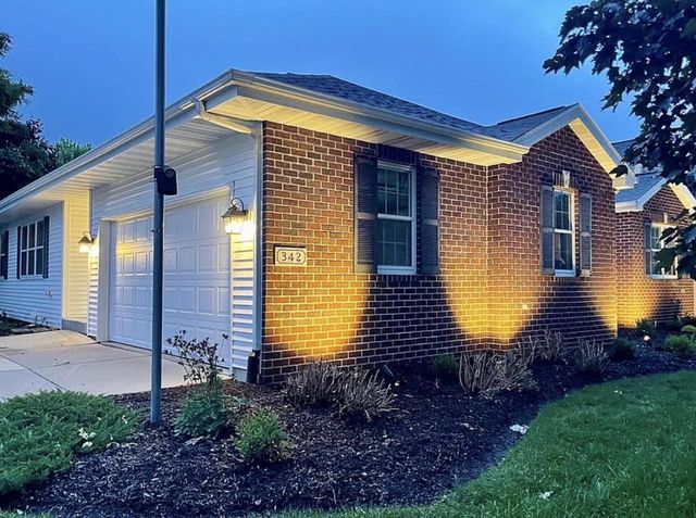 342 Blackberry Lane, Deforest, WI 53532