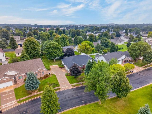 342 Blackberry Lane, Deforest, WI 53532