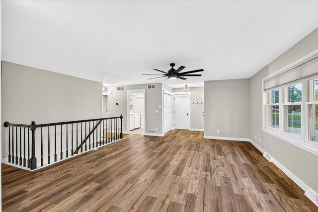 342 Blackberry Lane, Deforest, WI 53532