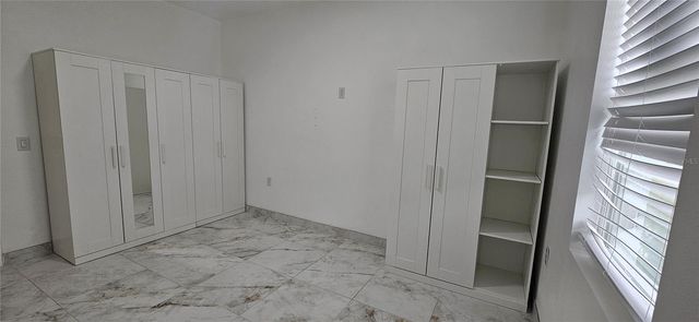 528 WIDEVIEW AVENUE, Tarpon Springs, FL 34689