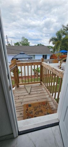 528 WIDEVIEW AVENUE, Tarpon Springs, FL 34689