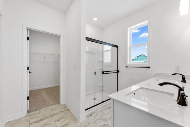 20016 Gaines Court, Lakeville, MN 55044