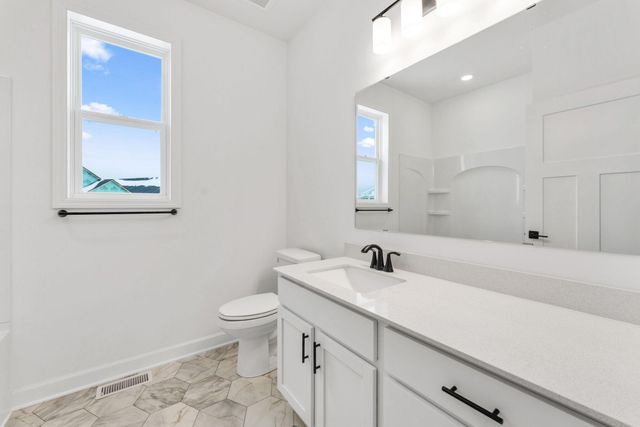 20016 Gaines Court, Lakeville, MN 55044