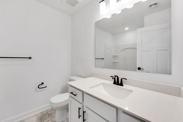 20016 Gaines Court, Lakeville, MN 55044