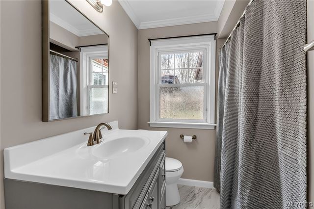 3040 Madison Avenue, Niagara Falls, NY 14305