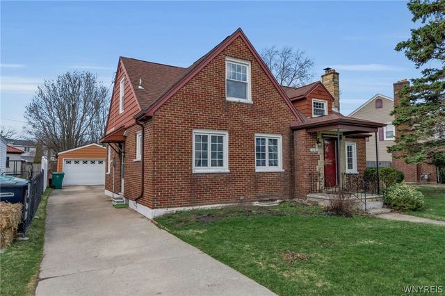3040 Madison Avenue, Niagara Falls, NY 14305