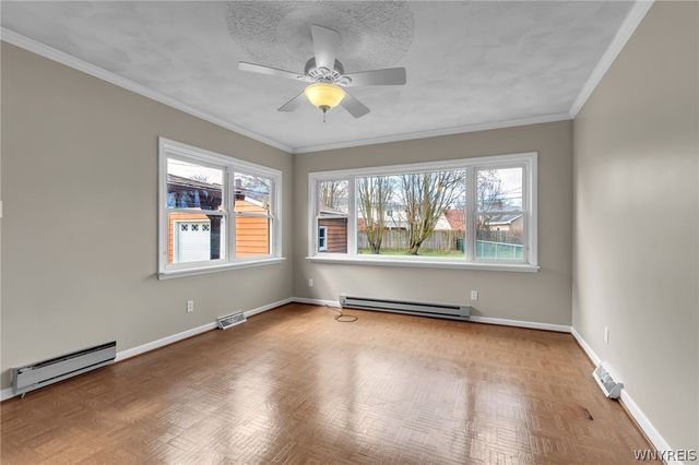 3040 Madison Avenue, Niagara Falls, NY 14305