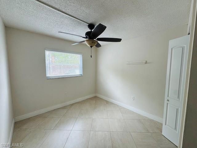 3325 Airport RD N J3, Naples, FL 34105