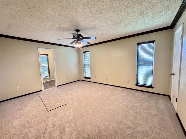 1037 NW 166th Street, Edmond, OK 73012