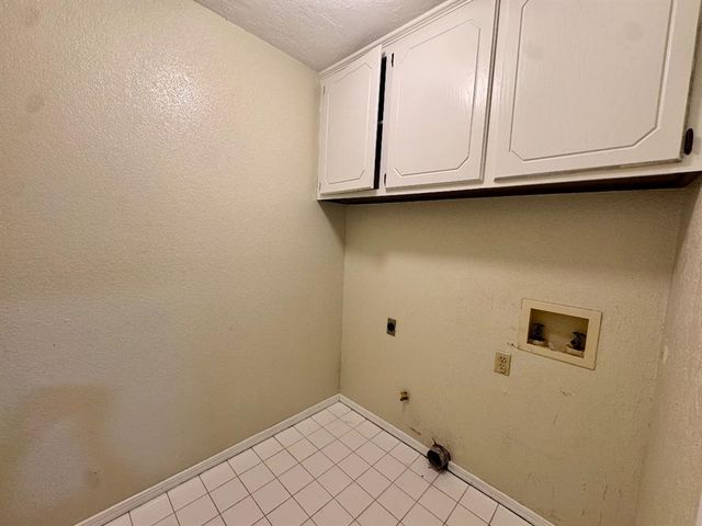 1037 NW 166th Street, Edmond, OK 73012