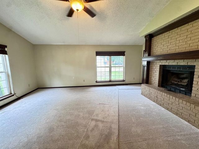 1037 NW 166th Street, Edmond, OK 73012