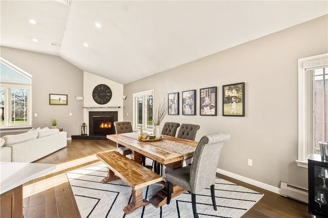 1204 S Columbia Ave, Somerset Boro, PA 15501