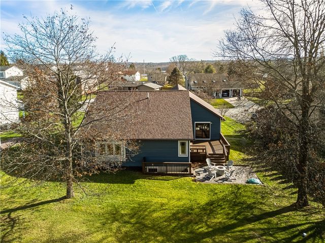 1204 S Columbia Ave, Somerset Boro, PA 15501