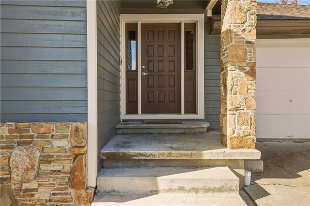 1204 S Columbia Ave, Somerset Boro, PA 15501